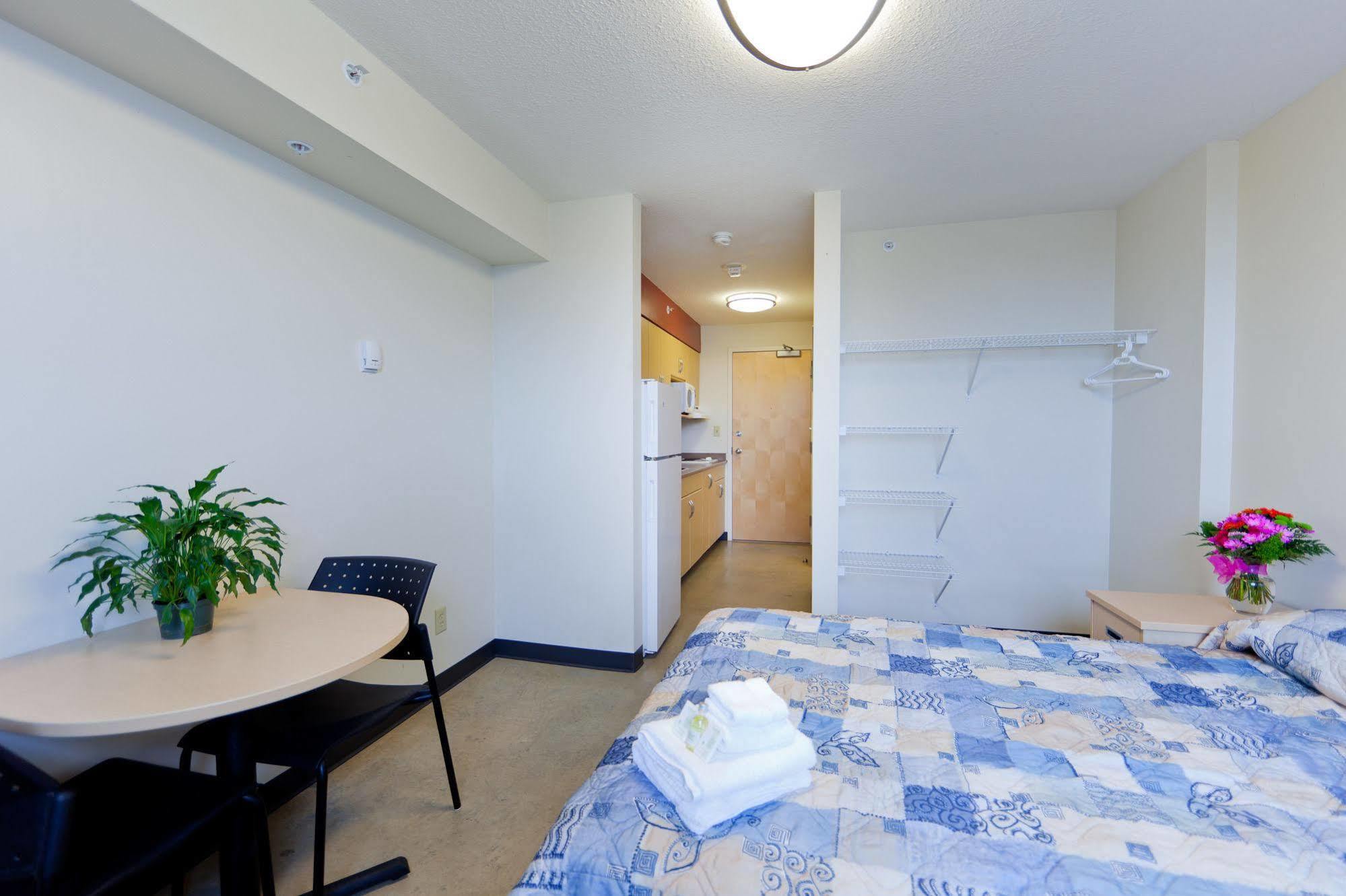 Macewan University Residence Edmonton Ngoại thất bức ảnh
